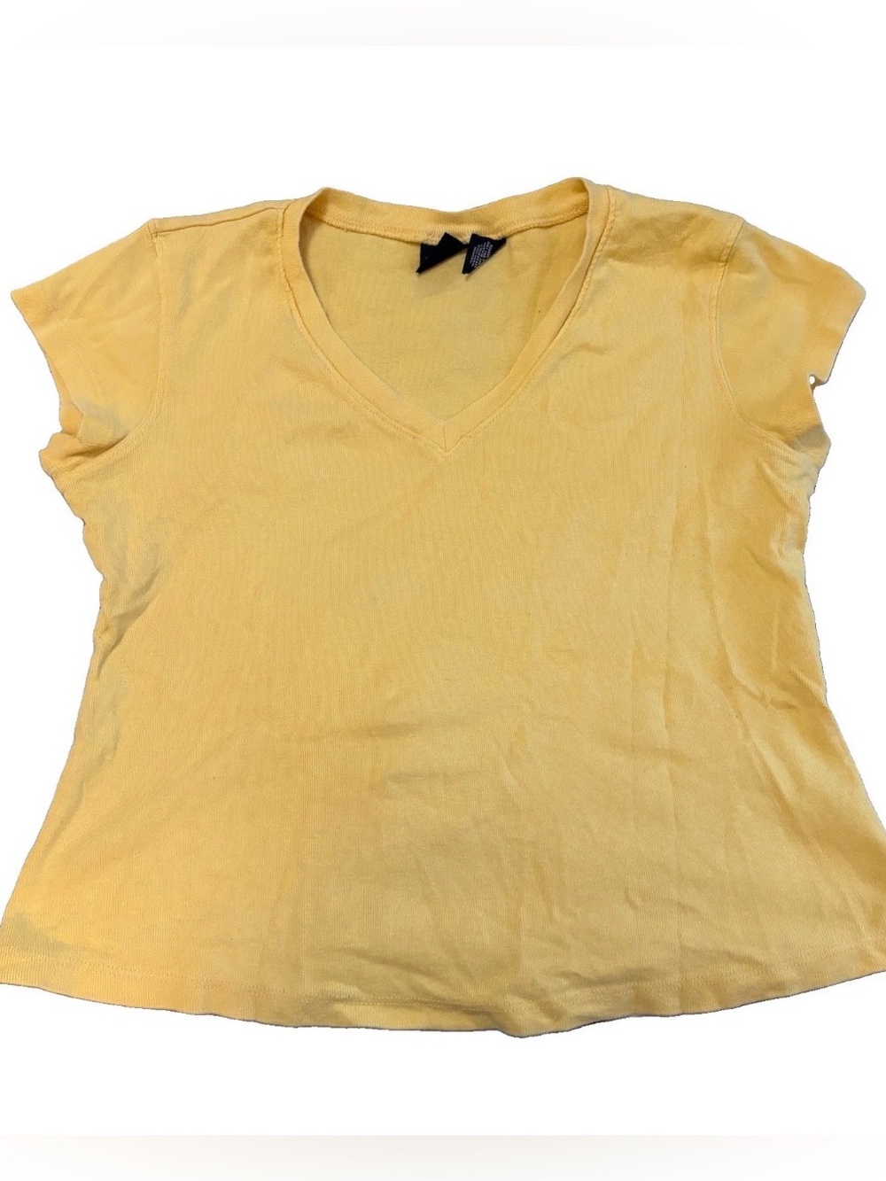 Xhilaration Women’s Vintage M Butter Yellow T Shirt Short Sleeve V Neck Cotton